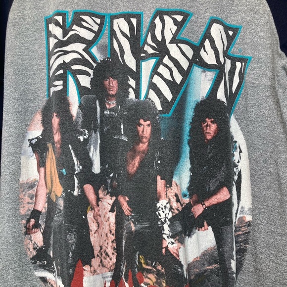 Vintage 1984 Kiss baseball tour tshirt - Picture 3 of 9